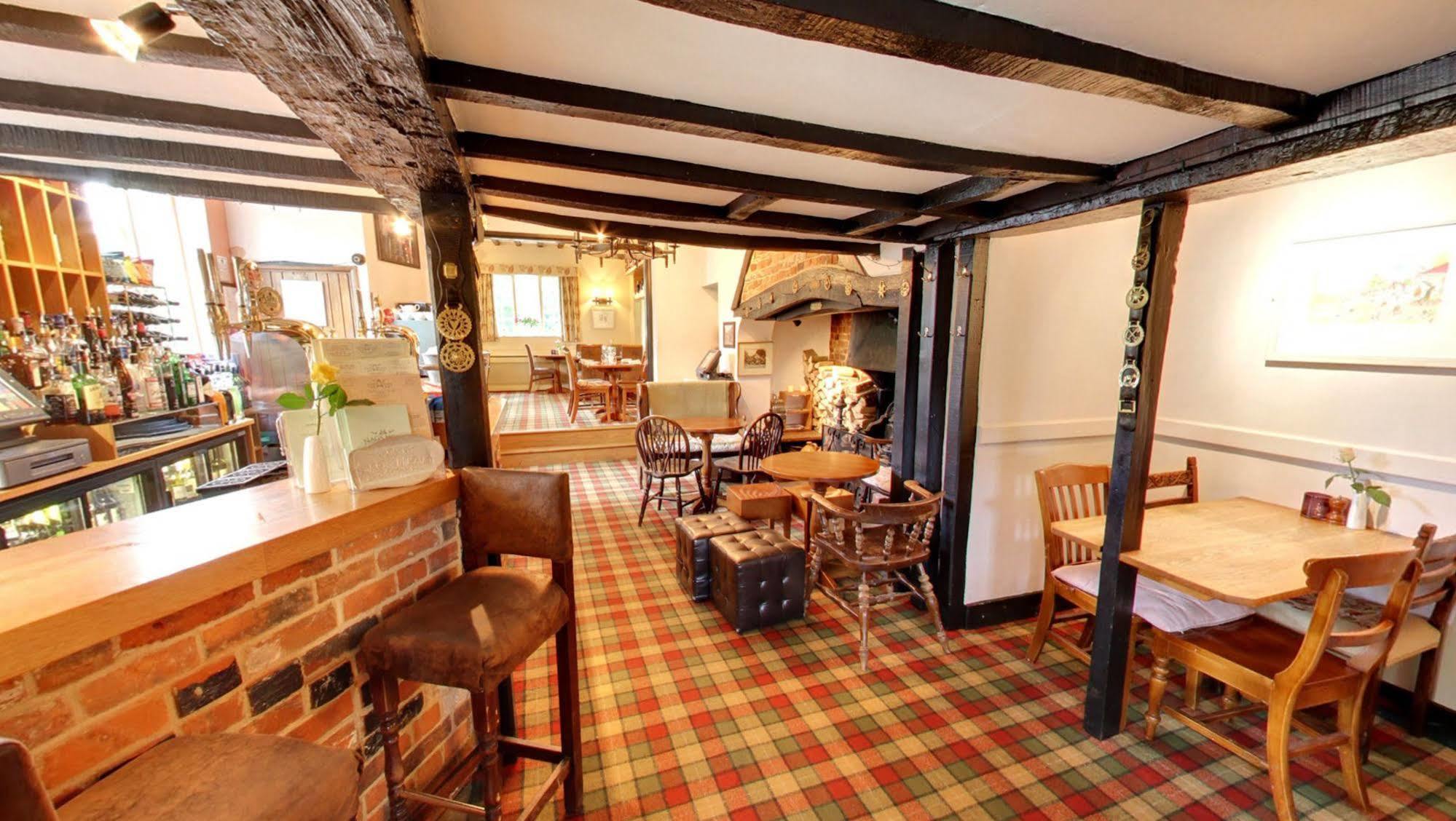 The Nags Head Hotel Great Missenden Εξωτερικό φωτογραφία